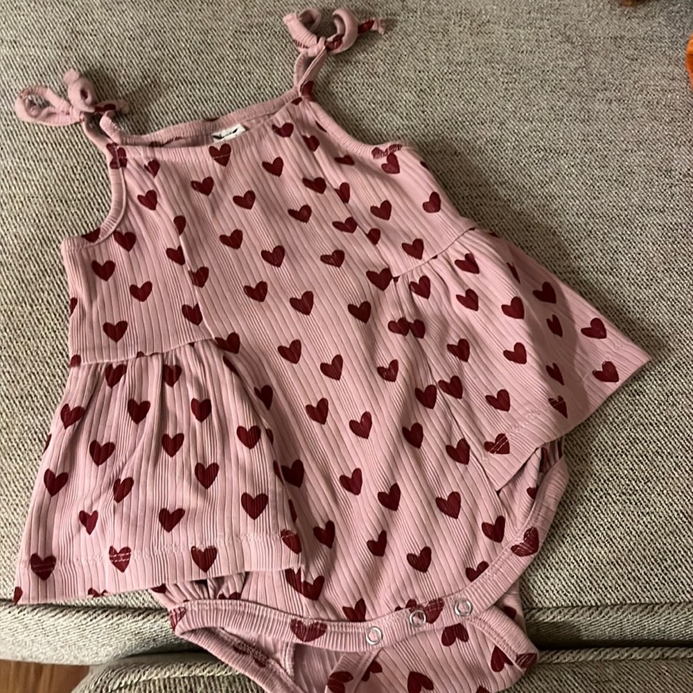 NWOT Kate Quinn 18-24 hearts organic cotton tie strap ballerina